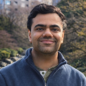 Head shot photo of Mahimna Kelkar 