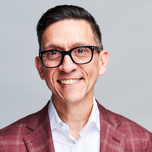 Photo of Enrique Alvarez